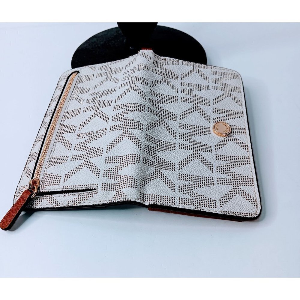 Michael Kors Phone Wristlet Wallet - Picture 4 of 8